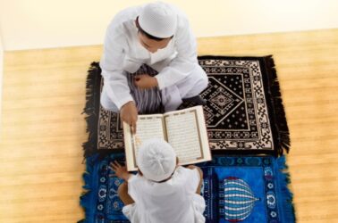 Choosing the Right Quran Teacher